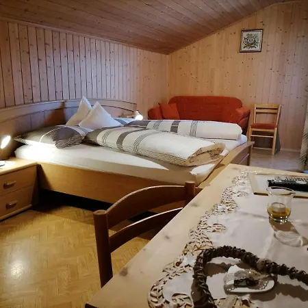 Oberkirn Frühstückspension *