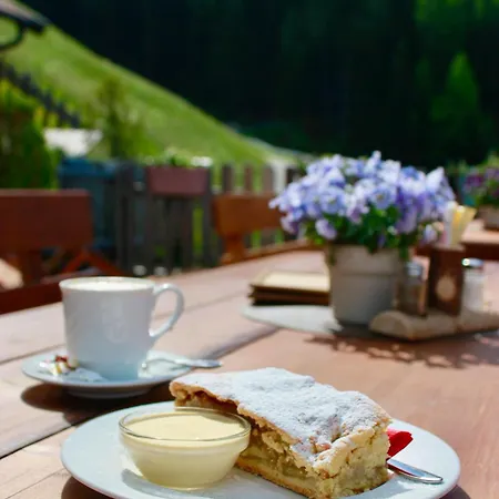 Bed & Breakfast Oberkirn Schenna