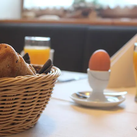 Oberkirn Bed & Breakfast *