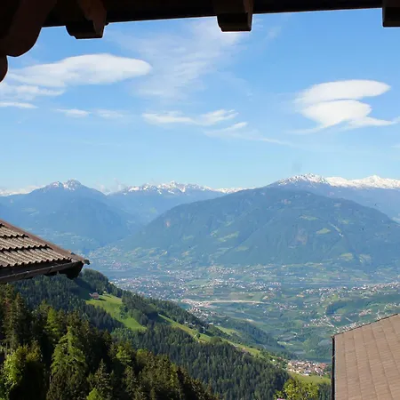 Oberkirn Bed & Breakfast Schenna